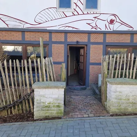 Strandnah An Der Foerde *