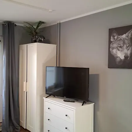 Strandnah An Der Foerde