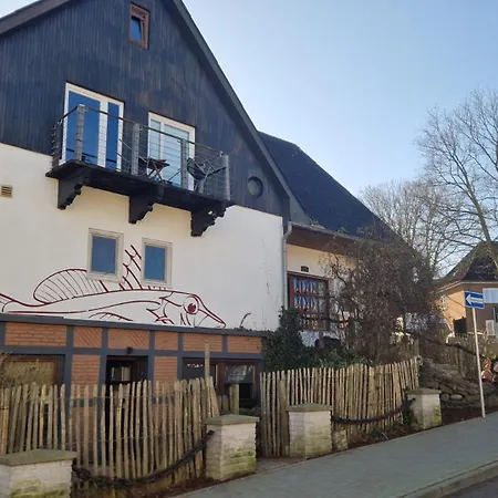 Strandnah An Der Foerde