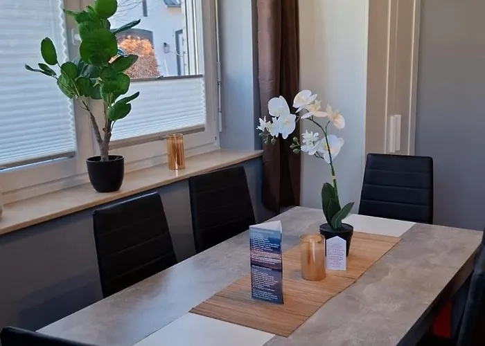 Strandnah An Der Foerde *