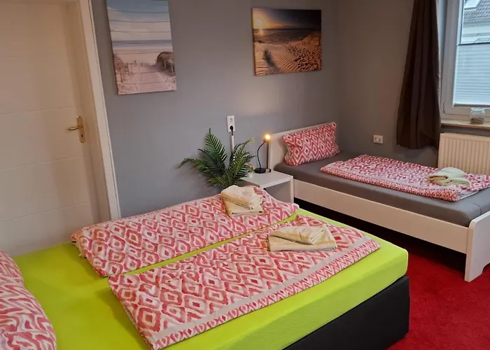 Strandnah An Der Foerde *