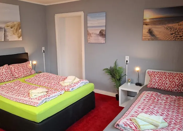 Strandnah An Der Foerde