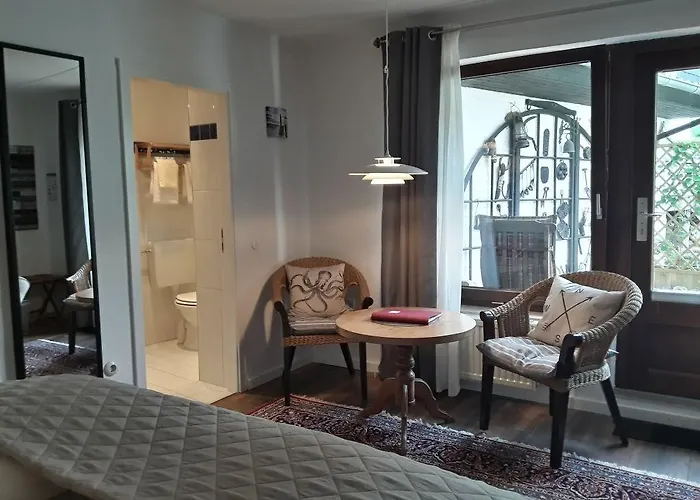 Strandnah An Der Foerde Glücksburg