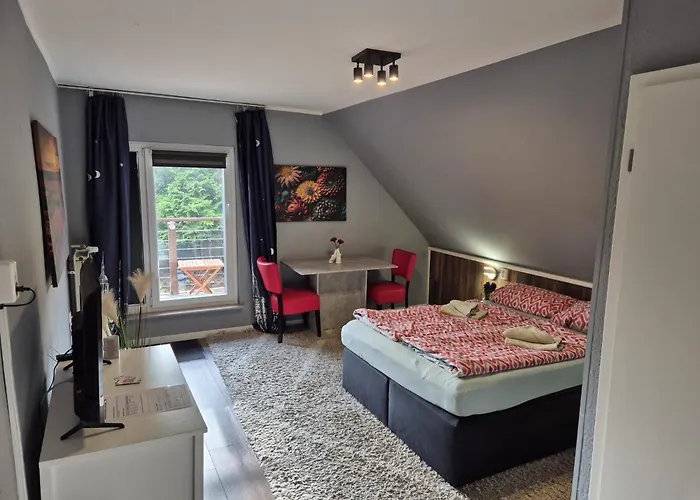 Strandnah An Der Foerde